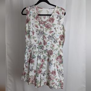 Vintage cottagecore white floral sleeveless romper
